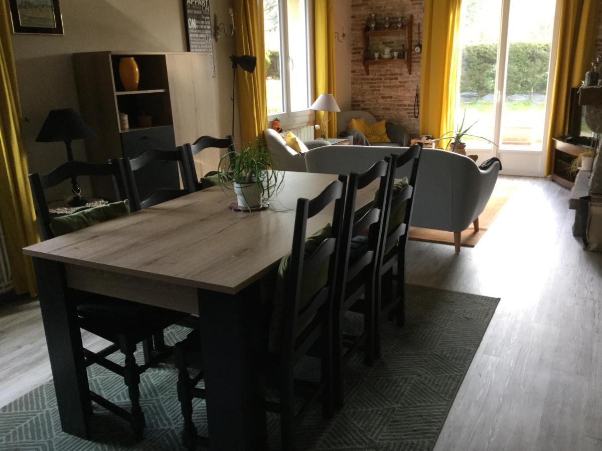 Coup De Coeur Assure ! Calm Comme A La Maison ! Maison Spacieuse Avec Grande Terrasse Pour 2 A 5 Personnes Proximite Granville Et Mer Avec Wifi Et Parking Gratuits エクステリア 写真