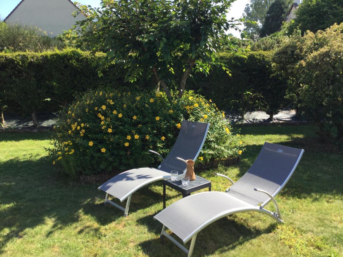 Coup De Coeur Assure ! Calm Comme A La Maison ! Maison Spacieuse Avec Grande Terrasse Pour 2 A 5 Personnes Proximite Granville Et Mer Avec Wifi Et Parking Gratuits エクステリア 写真