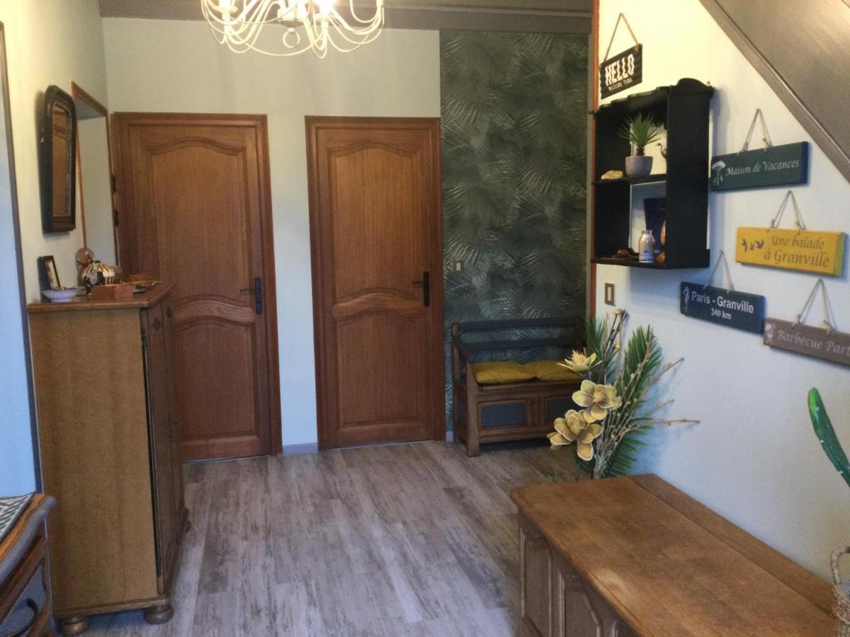 Coup De Coeur Assure ! Calm Comme A La Maison ! Maison Spacieuse Avec Grande Terrasse Pour 2 A 5 Personnes Proximite Granville Et Mer Avec Wifi Et Parking Gratuits エクステリア 写真