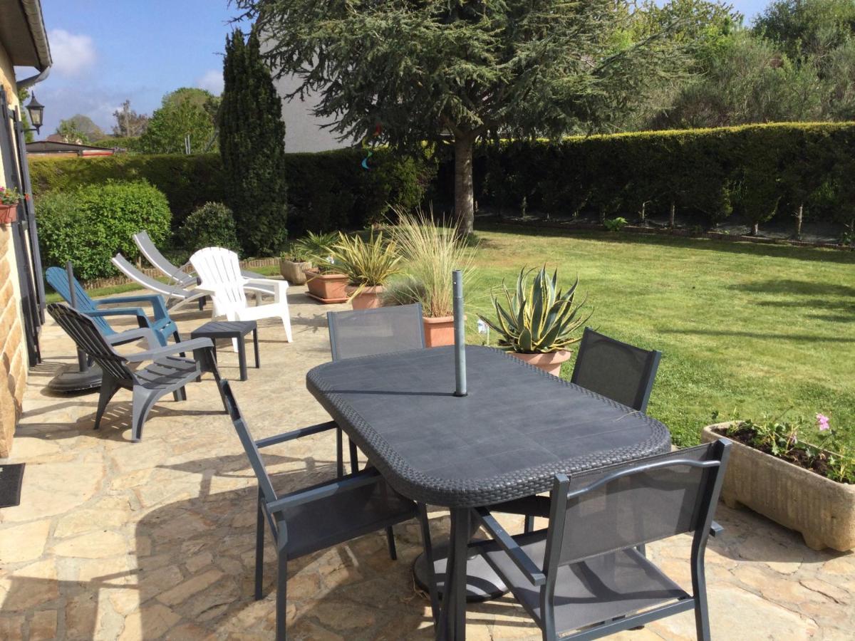 Coup De Coeur Assure ! Calm Comme A La Maison ! Maison Spacieuse Avec Grande Terrasse Pour 2 A 5 Personnes Proximite Granville Et Mer Avec Wifi Et Parking Gratuits エクステリア 写真