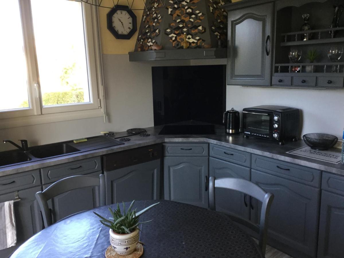 Coup De Coeur Assure ! Calm Comme A La Maison ! Maison Spacieuse Avec Grande Terrasse Pour 2 A 5 Personnes Proximite Granville Et Mer Avec Wifi Et Parking Gratuits エクステリア 写真