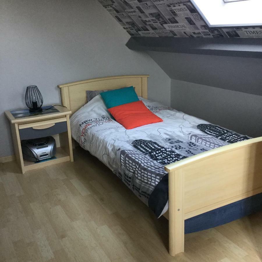 Coup De Coeur Assure ! Calm Comme A La Maison ! Maison Spacieuse Avec Grande Terrasse Pour 2 A 5 Personnes Proximite Granville Et Mer Avec Wifi Et Parking Gratuits エクステリア 写真